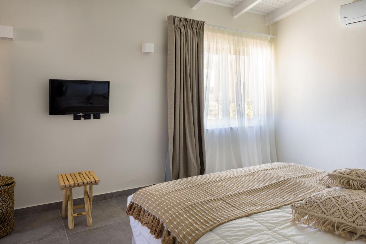 S U E N O - Studios And Apartments, With Shared Pool Като-Даратсо Экстерьер фото