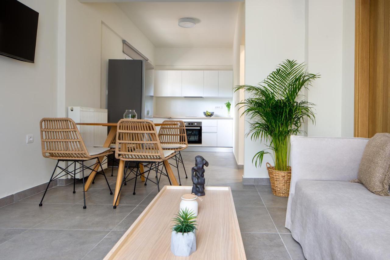 S U E N O - Studios And Apartments, With Shared Pool Като-Даратсо Экстерьер фото