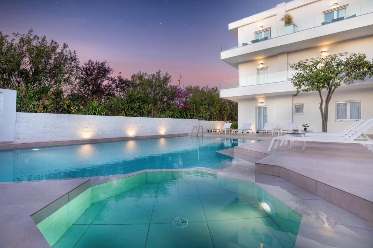 S U E N O - Studios And Apartments, With Shared Pool Като-Даратсо Экстерьер фото